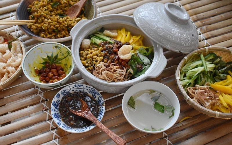 Que manger &agrave; Hu&eacute; ?