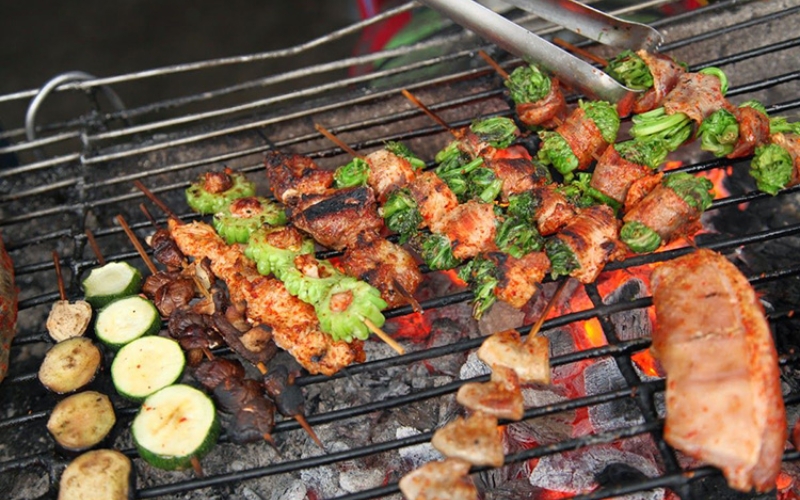 Plats &agrave; Mai Chau