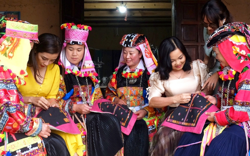 les Lo Lo à Ha Giang