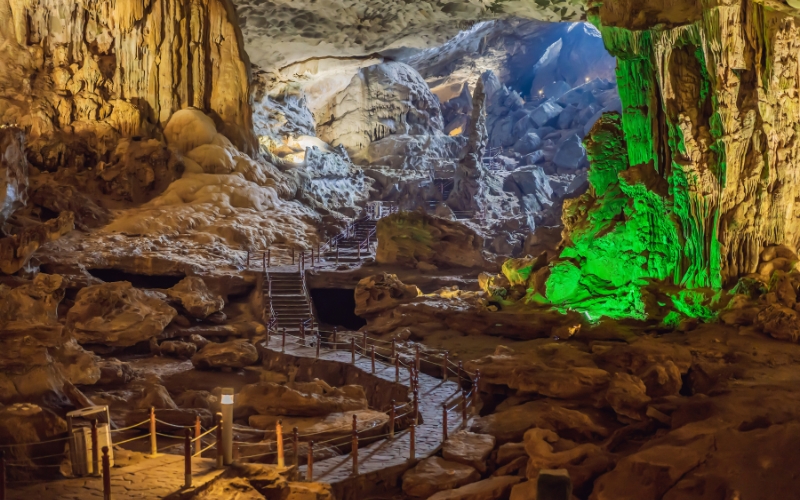 Grottes baie d&rsquo;Halong 
