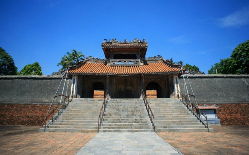 Tombeaux imp&eacute;riaux &agrave; Hu&eacute;