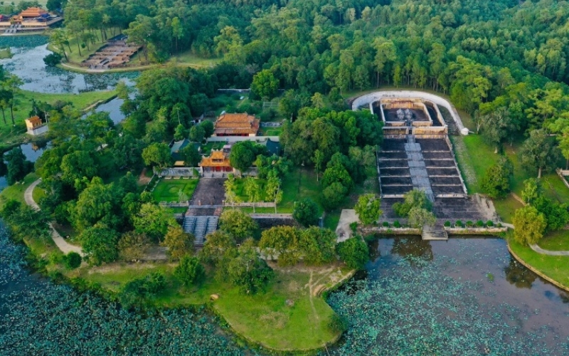 Monuments imp&eacute;riaux de Hu&eacute;