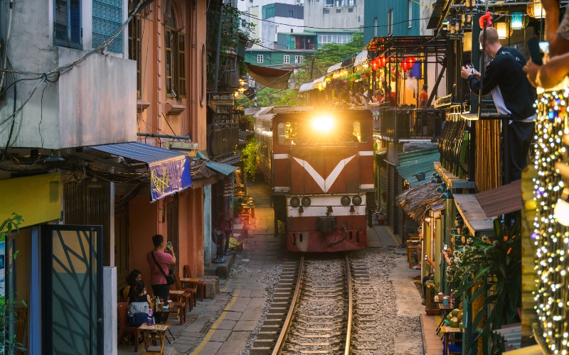 Train au Vietnam