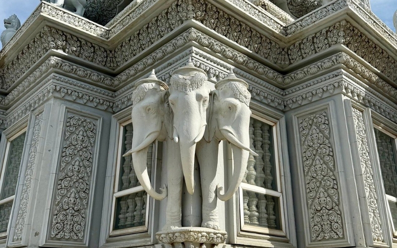 Voyage à Oudong : entre histoire, spiritualité et nature