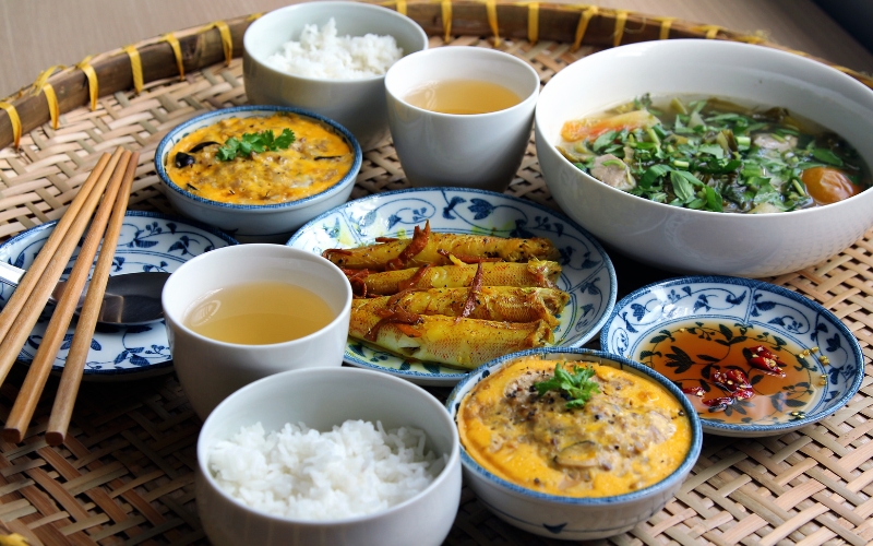 L’art du repas vietnamien : harmonie, partage et équilibre yin-yang