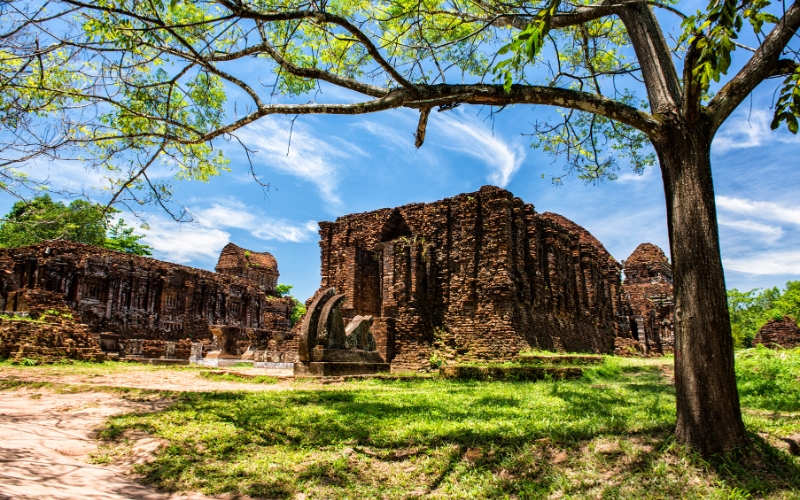 Le sanctuaire de My Son: patrimoine culturel du Vietnam
