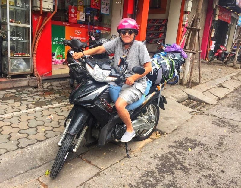 Du sommet de l'Indochine à la baie d'Halong